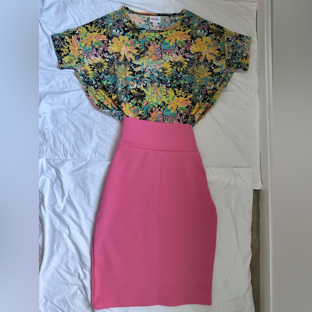 SKIRT ONLY! LuLaRoe Cassie in Solid Pink - Size Small